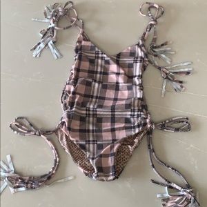 Nwot honey gingham Florence